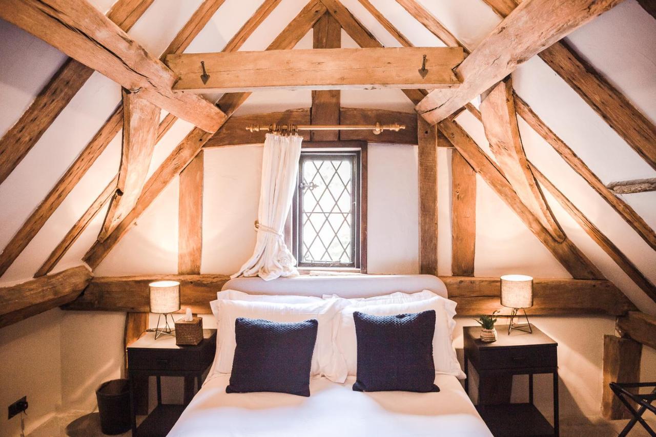 Дом отдыха Taylour House - Edenbridge, Sleeps 10, Historic, Unique Yet Modern